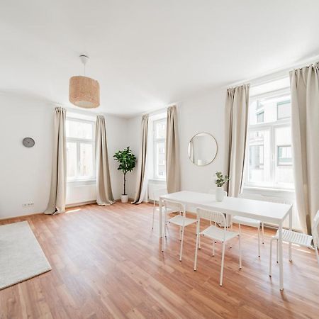 Central Appartment Vienna Exterior photo